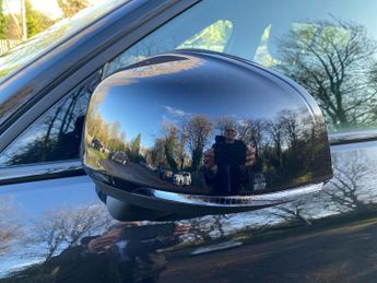 VOLVO EX40 Ex40 185Kw Extended Range Plus 82Kwh 5Dr Auto Estate