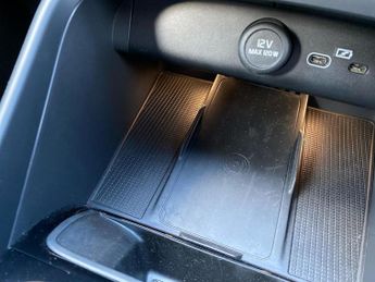 VOLVO EX40 Ex40 185Kw Extended Range Plus 82Kwh 5Dr Auto Estate