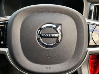 VOLVO XC60 Volvo Xc60 R-Design B4 Mhev Awd