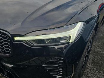 VOLVO XC60 Volvo Xc60 + B4 Mhev Auto