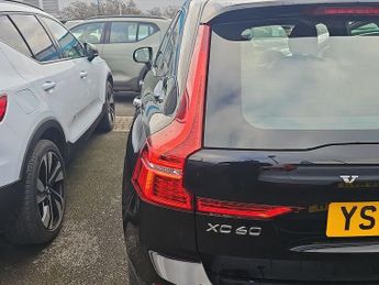 VOLVO XC60 Volvo Xc60 + B4 Mhev Auto