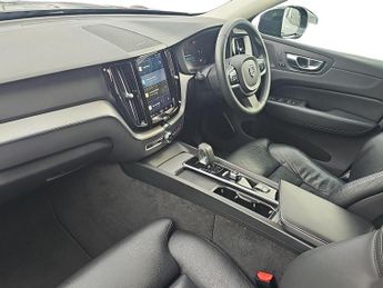 VOLVO XC60 Volvo Xc60 + B4 Mhev Auto