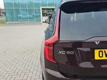 VOLVO XC90 2.0 B5P Ultra Dark 5Dr Awd Geartronic
