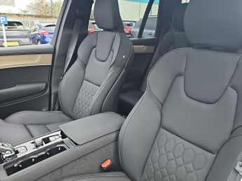 VOLVO XC90 2.0 B5P Ultra Dark 5Dr Awd Geartronic