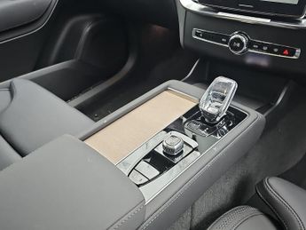 VOLVO XC90 Volvo Xc90 + B5 Mhev Awd Auto