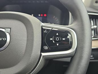 VOLVO XC90 Volvo Xc90 + B5 Mhev Awd Auto