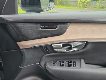 VOLVO XC90 Volvo Xc90 + B5 Mhev Awd Auto