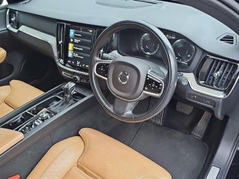 VOLVO V60 2.0 D3 Inscription Pro 5Dr Auto