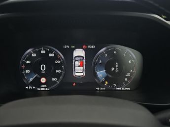 VOLVO XC40 1.5 T3 [163] R Design 5Dr Geartronic