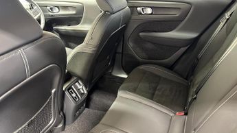 VOLVO XC40 Volvo Xc40 Plus Recharge Ev