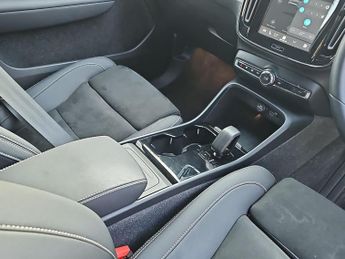 VOLVO XC40 300Kw Recharge Twin Ultimate 78Kwh 5Dr Awd Auto