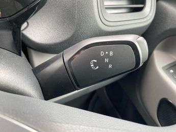 VOLKSWAGEN ID. BUZZ 210Kw Commerce 79Kwh Auto