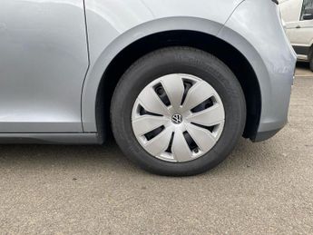 VOLKSWAGEN ID. BUZZ 210Kw Commerce 79Kwh Auto