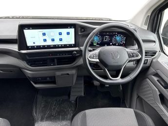 VOLKSWAGEN TRANSPORTER T32 65Kwh Commerce Pro Kombi Double Cab 5Dr Electric Auto Swb (2