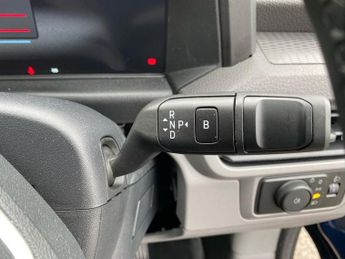 VOLKSWAGEN TRANSPORTER 100Kw 65Kwh Commerce Pro Van Auto