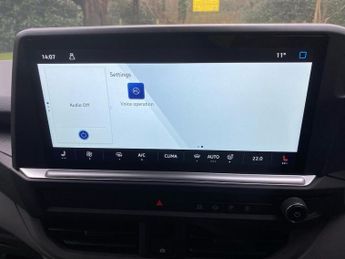 VOLKSWAGEN TRANSPORTER 100Kw 65Kwh Commerce Pro Van Auto