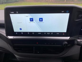 VOLKSWAGEN TRANSPORTER 100Kw 65Kwh Commerce Pro Van Auto