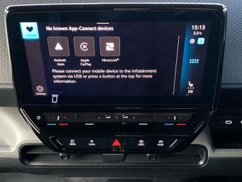 VOLKSWAGEN ID. BUZZ 150Kw Commerce 77Kwh Auto