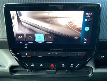 VOLKSWAGEN ID. BUZZ 150Kw Commerce 77Kwh Auto