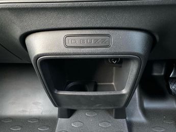 VOLKSWAGEN ID. BUZZ 150Kw Commerce 77Kwh Auto