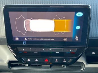 VOLKSWAGEN ID. BUZZ 150Kw Commerce 77Kwh Auto