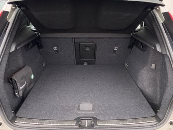 VOLVO XC40 1.5H T4 Recharge 10.7Kwh Inscription Suv 5Dr Petrol Plug-In Hybr