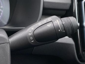 VOLVO XC40 1.5H T4 Recharge 10.7Kwh Inscription Suv 5Dr Petrol Plug-In Hybr