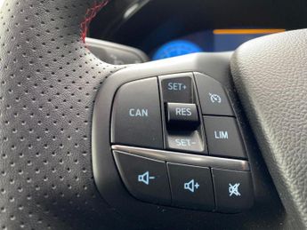 FORD FOCUS 1.0 Ecoboost Hybrid Mhev 155 St-Line X 5Dr Auto