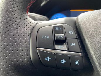 FORD FOCUS 1.0 Ecoboost Hybrid Mhev 155 St-Line X 5Dr Auto