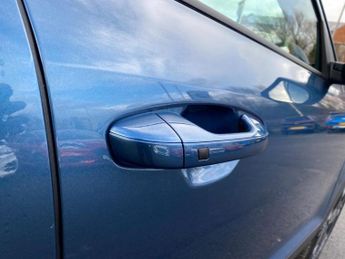 KIA NIRO Niro 150Kw 2 65Kwh 5Dr Auto Estate