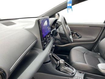 TOYOTA YARIS 1.5 Hybrid Excel 5Dr Cvt