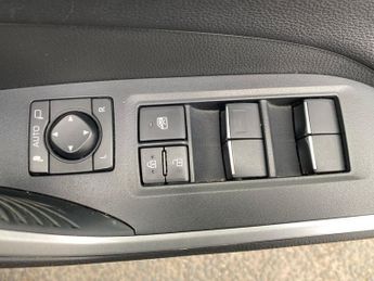 TOYOTA RAV4 2.5 Vvt-H Gpf Excel Suv 5Dr Petrol Hybrid Cvt Euro 6 (S/S) (218 