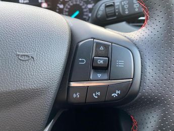 FORD FOCUS 1.0T Ecoboost Mhev St-Line Estate 5Dr Petrol Hybrid Dct Euro 6 (