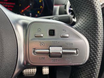 MERCEDES-BENZ A CLASS 1.3 A180 Amg Line Edition (Premium Plus) Hatchback 5Dr Petrol 7G