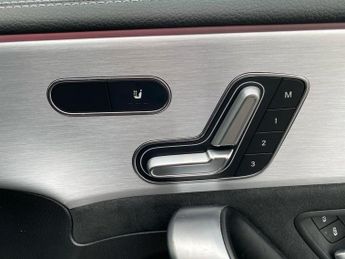 MERCEDES-BENZ A CLASS 1.3 A180 Amg Line Edition (Premium Plus) Hatchback 5Dr Petrol 7G