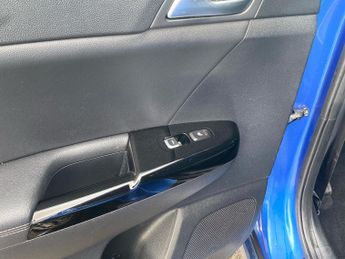 KIA SPORTAGE Sportage 1.6 Crdi Isg 4 5Dr Dct Auto [Awd] Estate