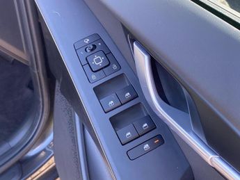 KIA NIRO Niro 150Kw 3 64Kwh 5Dr Auto Estate