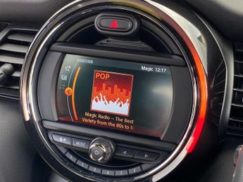 MINI HATCHBACK Cooper 2.0 S Sport 5Dr Auto Hatchback