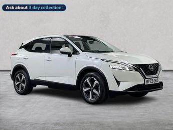 Nissan Qashqai 1.3 Dig-T Mh N-Connecta [Glass Roof] 5Dr