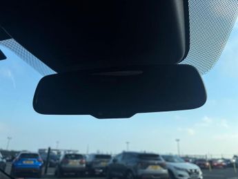 NISSAN JUKE 1.0 Dig-T N-Connecta Suv 5Dr Petrol Dct Auto Euro 6 (S/S) (114 P