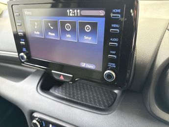 TOYOTA YARIS 1.5 Vvt-H Design Hatchback 5Dr Petrol Hybrid E-Cvt Euro 6 (S/S) 