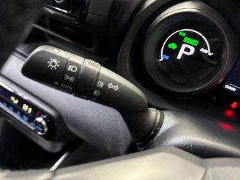 TOYOTA YARIS 1.5 Vvt-H Design Hatchback 5Dr Petrol Hybrid E-Cvt Euro 6 (S/S) 