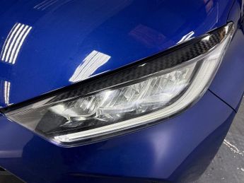 TOYOTA YARIS 1.5 Vvt-H Design Hatchback 5Dr Petrol Hybrid E-Cvt Euro 6 (S/S) 