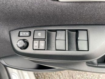 TOYOTA YARIS 1.5 Vvt-H Excel Hatchback 5Dr Petrol Hybrid E-Cvt Euro 6 (S/S) (