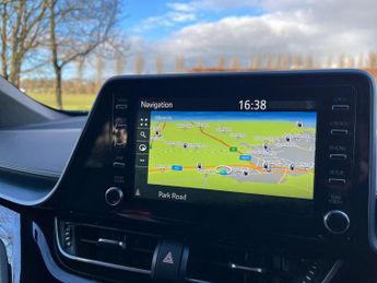 TOYOTA C-HR 1.8 Vvt-H Gpf Design Suv 5Dr Petrol Hybrid Cvt Euro 6 (S/S) (122