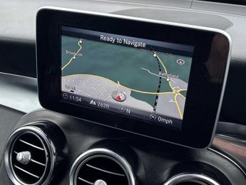 Mercedes-Benz GLC Glc 250D 4Matic Amg Line 5Dr 9G-Tronic