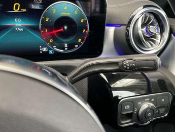 Mercedes-Benz CLA Cla 180 Amg Line Premium Plus 5Dr Tip Auto