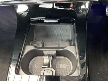 MERCEDES-BENZ CLA Cla 180 Amg Line Premium Plus 5Dr Tip Auto