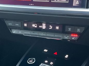 AUDI Q4 220Kw 50 Qtro 82Kwh Black Ed 5Dr Auto [Tech Pack]