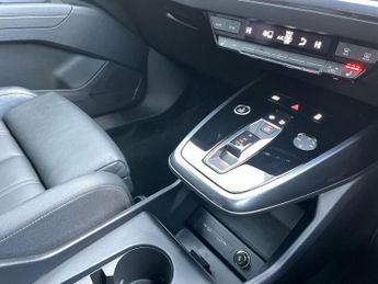 AUDI Q4 220Kw 50 Qtro 82Kwh Black Ed 5Dr Auto [Tech Pack]